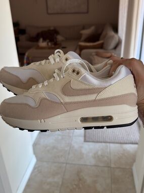 Nike Air Max 1 in Cream & Beige Tone- Only worn once